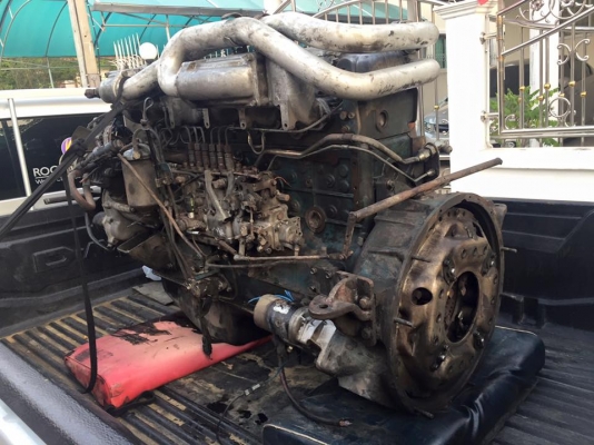 ขายเครื่อง Nissan PE6 ท่ออ้อม หัวฉีดยาว 300 แรง