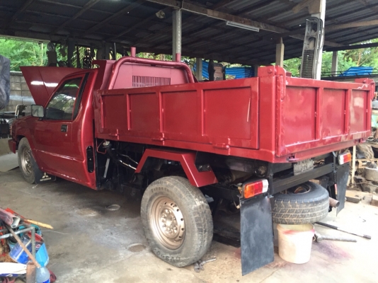 ขายรถดั๊มพ์กระบะ Mitsubishi L200 4D56 ทะเบียนภาษีเต็มพร้อมโอนแจ้งเปลี่ยนเป็นดั้มพ์เรียบร้อยช่วงล่างดี เครื่องดีสีสวยรถพร้อมใช้งาน สนใจติดต่อ 0903235895