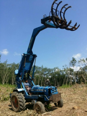 ขายรถไถคีปไม้ FORD 6600 เพลาเดี่ยว เอกสารเล่มทะเบียน ราคา 450000