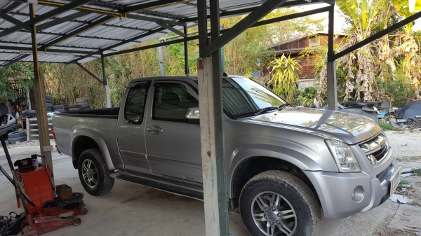 ดีแมกไฮแลนเดอร์ปี2010พร้อมใช้พร้อมโอน หน้าเดิมๆหลังเดิมๆรอบๆเดิมๆ มีฝากระโปรงเก็บสีมา ของหล่นใส่ ขาย379000บาท 0896069238 ดีแมกไฮแลนเดอร์ปี2010พร้อมใช้พร้อมโอน หน้าเดิมๆหลังเดิมๆรอบๆเดิมๆ มีฝากระโปรงเก็บสีมา ของหล่นใส่ ขาย379000บาท 0896069238