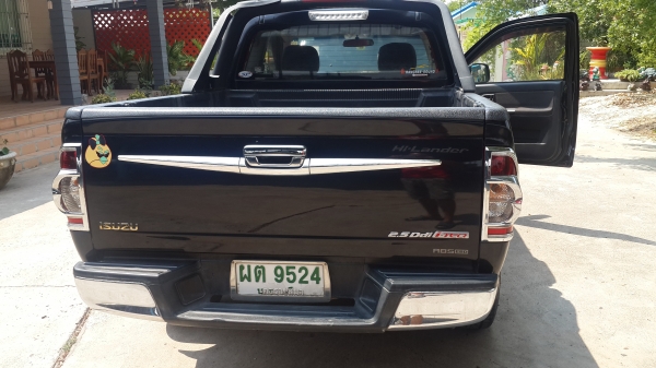 แก้วอนงค์กลการ (คุณ ป้อม ) รถสวย สภาพดี ISUZU D-MAX SPACE CAB GOLD SERIES 2.5