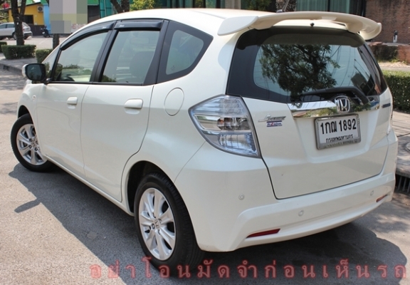 วิ่ง 3x,xxxแท้ รถฝรั่งใช้มือเดียว บอดี้สวยเดิมบางทั้งคัน สภาพพร้อมใช้มากค่ะ วิ่ง 3x,xxxแท้ รถฝรั่งใช้มือเดียว บอดี้สวยเดิมบางทั้งคัน สภาพพร้อมใช้มากค่ะ