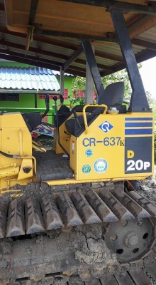ขาย แทรคเตอร์ KOMATSU D20P-7E สภาพดีใช้งานอยู่  คล่อง มีเอกสาร  สนใจโทร 089-3818694 ดวงนภา