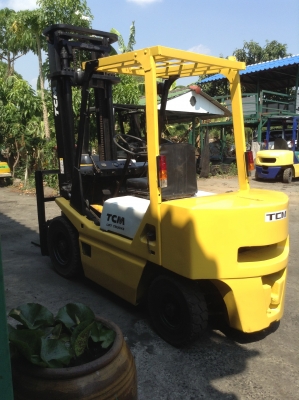 +++ ขายโฟล์คลิฟท์ T.C.M. FD25 ขนาด 2.5 ตัน เครื่องยนต์ดีเซล เสา 4 เมตร เกียร์ธรรมดา ยางตัน +++ ขายโฟล์คลิฟท์ T.C.M. FD25 ขนาด 2.5 ตัน เครื่องยนต์ดีเซล เสา 4 เมตร เกียร์ธรรมดา ยางตัน
