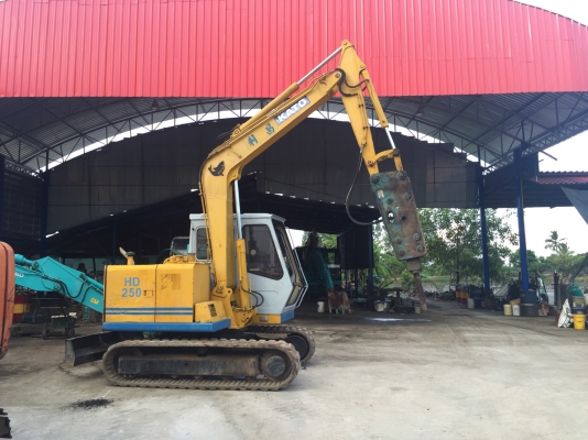 ขายค่ะ KATO HD250  ขนาด 60 เครื่อง Mitsu S4E ปั้มนิ้ว คอนโทรลน้ำมัน แรงเร็ว ไม่มีโหลด