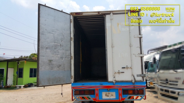 Isuzu FTR240 ปี54 หกล้อมือสอง พร้อมใช้งาน  ตู้สิบบานยาว 7.6 เมตร