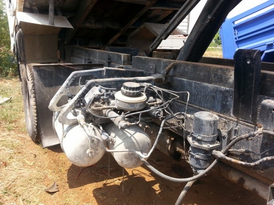 ขายรถ6ล้อ ดี้มร็อกกี้195แรง ยาง900 เครื่องดี แคชซีสวย พาวเวอร์ เบรกจิ๊ฟฟี่ ภายในสวย เอกสารพร้อมโอน สนใจโทร 090-8588220คุณนะ 093-3258446คุณบิว หรือเข้าดูสินค้าอื่นๆได้ที่ www.narong2truck.com หรือ www.truck.in.th/498 หรือเพจFacebook ณรงค์ ซื้อขายรถมือสอง (