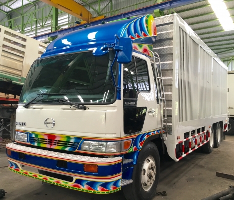 รถบรรทุกสุกร2ชั้นเครื่อง195พื้นสเตนเลส