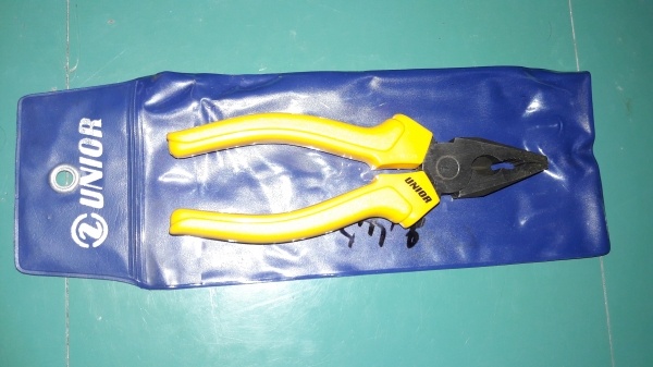 ขายคีมปากจิ้งจกNo.408 UNIOR 160 ขนาด6.5" งานเก่าสโลวีเนียเก่าเก็บ ขายคีมปากจิ้งจกNo.408 UNIOR 160 ขนาด6.5" งานเก่าสโลวีเนียเก่าเก็บ