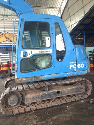 ขายค่ะ KOMATSU PC60-7E เก่าญี่ปุ่น สภาพสวย ๆ เครื่องปั้ม ระบบแรงเร็ว