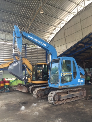 ขายค่ะ KOMATSU PC60-7E เก่าญี่ปุ่น สภาพสวย ๆ เครื่องปั้ม ระบบแรงเร็ว