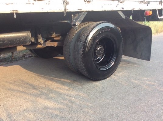 ISUZU 6ล้อ NPR เครื่อง110 แรง  ยาว 4.50ม. เครื่องดี ครัทซีสวย รถไม่ผุ ภาษีไม่ขาด ขาย290,000 บาท ศุภากร 081-1903107 ,081-4252943