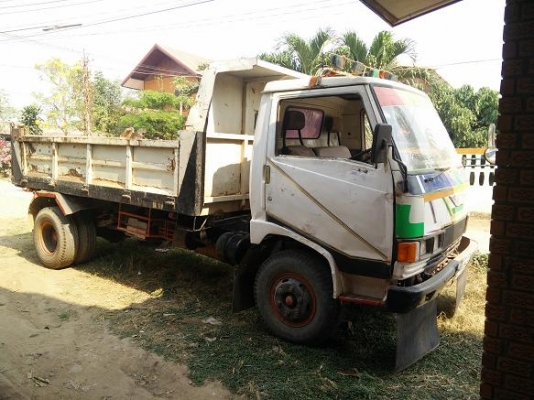 ขายรถดั็ม 6 ล้อ