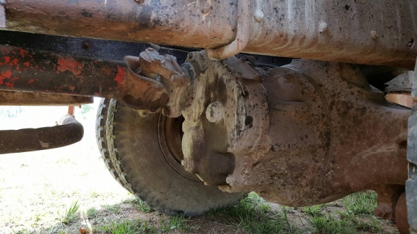 ขาย รถโม่ปูน แบบโม่โซ่ 5 คิว UD 2 เพลา เครื่อง V8 280 แรงม้า เกียร์ใหญ่ คัสซีสวยตลอดเส้น รถใช้งานอยู่ประจำ เอกสารเล่มทะเบียนพร้อมโอน