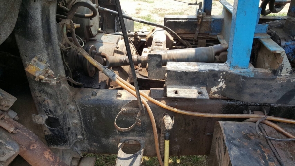 ขาย รถโม่ปูน แบบโม่โซ่ 5 คิว UD 2 เพลา เครื่อง V8 280 แรงม้า เกียร์ใหญ่ คัสซีสวยตลอดเส้น รถใช้งานอยู่ประจำ เอกสารเล่มทะเบียนพร้อมโอน