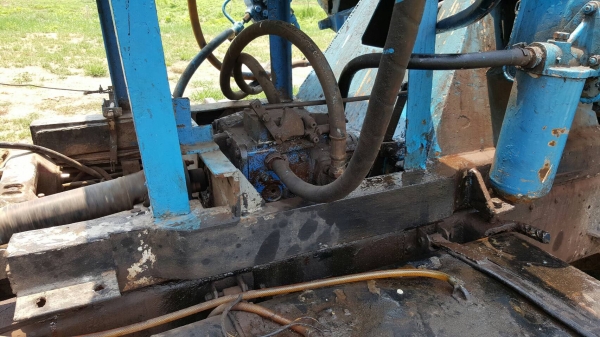 ขาย รถโม่ปูน แบบโม่โซ่ 5 คิว UD 2 เพลา เครื่อง V8 280 แรงม้า เกียร์ใหญ่ คัสซีสวยตลอดเส้น รถใช้งานอยู่ประจำ เอกสารเล่มทะเบียนพร้อมโอน