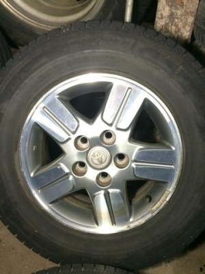 แม็ก โตโยต้า วีโก้ พร้อมยาง มิชลิน 215-70-15 แม็ก โตโยต้า วีโก้ พร้อมยาง มิชลิน 215-70-15