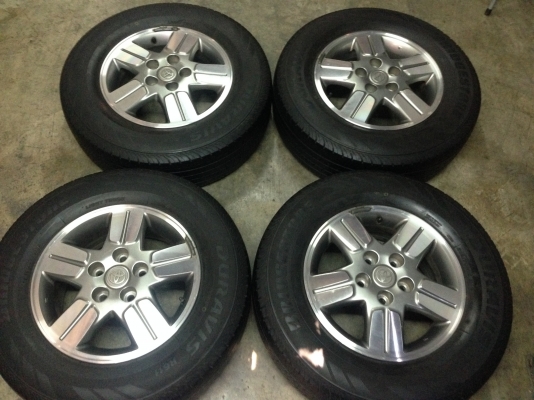 แม็ก โตโยต้า วีโก้ พร้อมยาง มิชลิน 215-70-15