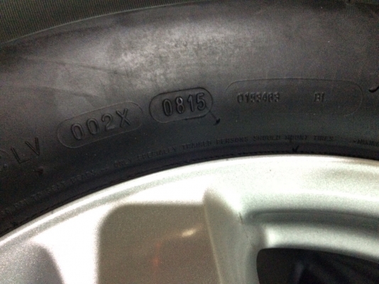 ยาง มิชลิน 265-65-17 ปี 15 ยาง มิชลิน 265-65-17 ปี 15