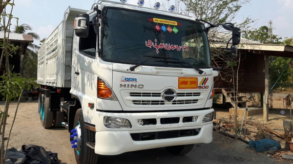 ขายครับ 251 ปี57 ดั้มสามมิตร .. ( แยกหัวคัชซีได้ครับ )