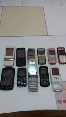 ขายซากโทรศัพท์