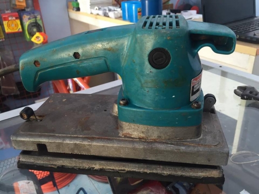 ขายเครื่องขัดกระดาษทราย MAKITA 9045B  มือสอง ครับ