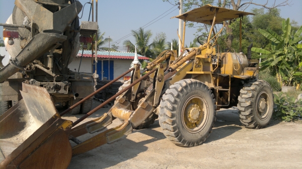 ขายรถตัก  CAT  910  เอวอ่อน( 80 U- 8499)