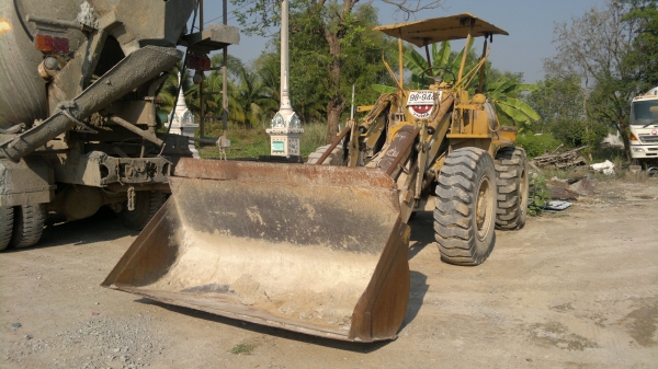 ขายรถตัก  CAT  910  เอวอ่อน( 80 U- 8499)