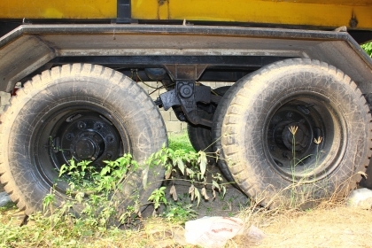 ขายด่วน..หางเซมิดั้ม อู่ ส.สุชัยนครปฐม สวย เก่าเก็บ พร้อมใช้ .