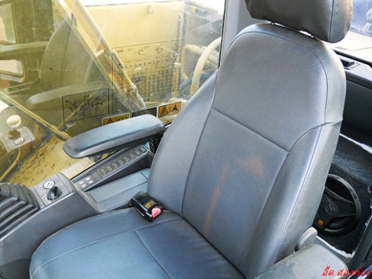 cat 320d สนใจโทร 082-7211671 อี๊ดสองห้อง cat 320d สนใจโทร 082-7211671 อี๊ดสองห้อง