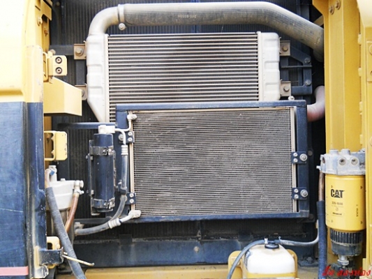 cat 320d สนใจโทร 082-7211671 อี๊ดสองห้อง cat 320d สนใจโทร 082-7211671 อี๊ดสองห้อง