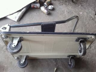 รถเข็นของพับได้มือสองสภาพดี650 ส่งได้ครับ รถเข็นของพับได้มือสองสภาพดี650 ส่งได้ครับ