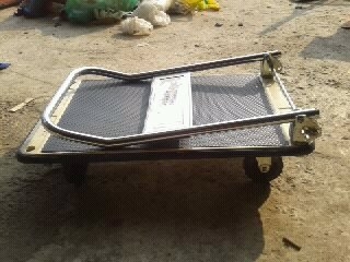 รถเข็นของพับได้มือสองสภาพดี650 ส่งได้ครับ รถเข็นของพับได้มือสองสภาพดี650 ส่งได้ครับ