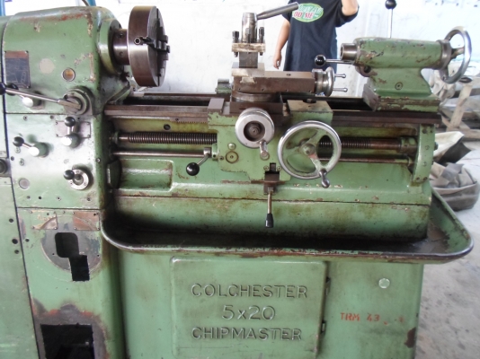 แท่นกลึง 3.5 ฟุต อังกฤษ  2 เพลา เกียร์บล็อก  37,000