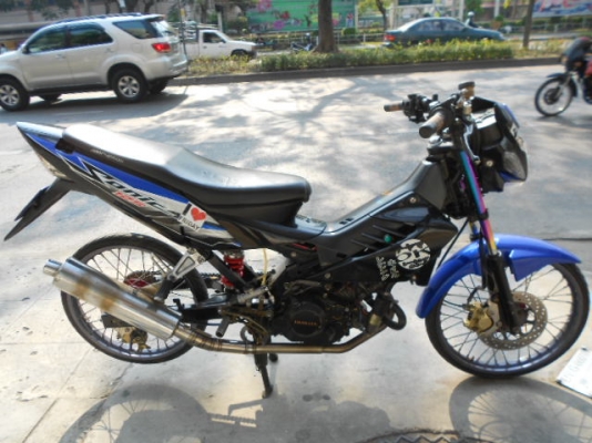 Honda-Sonic สภาพสวยๆครับ สตาร์ทมือครับ อะไหล่แต่งแพงครับ