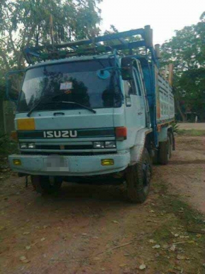 ขายรถ 10 ล้อดัมพ์ ISUZU ROCKY 240 นางฟ้าแท้ ราคา1550000