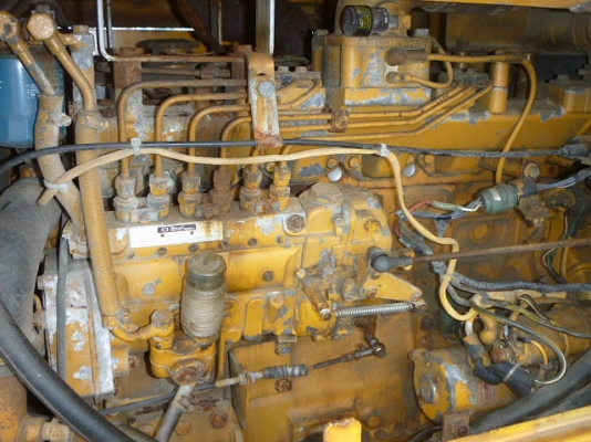 รถตักล้อยาง WA100-1 KOMATSU รถนอกนำเข้า เครื่องเต็ม ไฟเต็ม แอร์เย็น ใช้งานน้อย 1890 ชม. มาถึงไทยแล้วครับ เชิญมาทดสอบได้แล้ว ราคาถูกครับ ติดต่อ มานะ 085-9049669