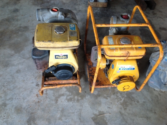 ขายเครื่องปั้มน้ำเก่าญี่ปุ่นขนาด 3 นิ้วพร้อมเคร่ืองเบนซิลขนาด 5 แรงม้ามียี่ห้อ คูโบต้าและ โรบิน สภาพสวยพร้อมใช้งานชุดล่ะ 7500 ขายเครื่องปั้มน้ำเก่าญี่ปุ่นขนาด 3 นิ้วพร้อมเคร่ืองเบนซิลขนาด 5 แรงม้ามียี่ห้อ คูโบต้าและ โรบิน สภาพสวยพร้อมใช้งานชุดล่ะ 7500