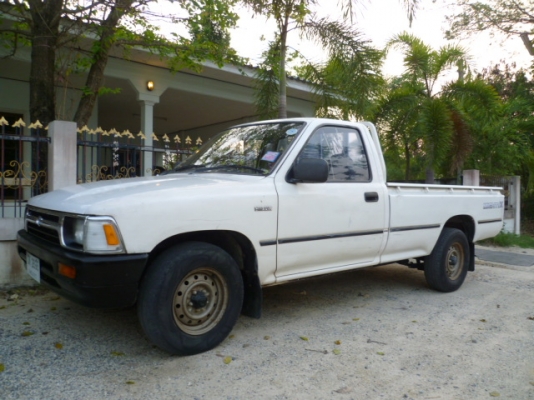 ขายโตโยต้า ไมตี้เอ๊กตอนเดียว ปี 95 ราคา 119000  โทร 081 3298448