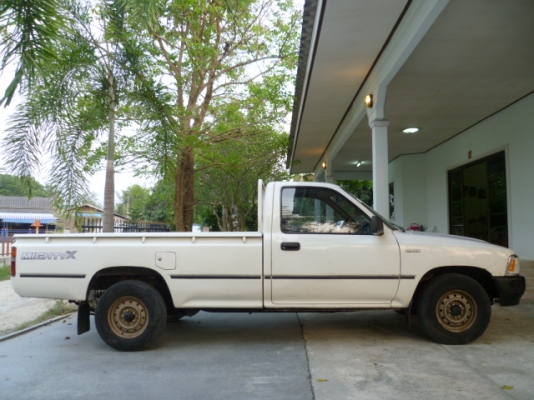 ขายโตโยต้า ไมตี้เอ๊กตอนเดียว ปี 95 ราคา 119000  โทร 081 3298448