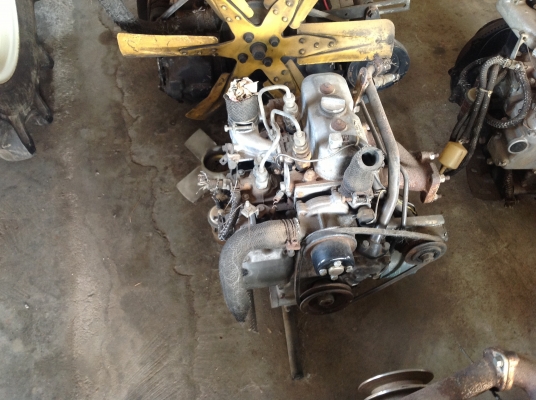 ขายเครื่องเก่าญี่ปุ่น 2สูบ ยี่ห้อ iseki ขนาด12 แรงม้าสภาพสวย