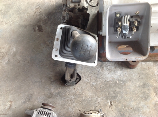 ขายเครื่องเก่าญี่ปุ่น3 สูบเบนซิลยี่ห้อ ซูซูกิ F6A 12 วาล์วพร้อมเกียร์ สภาพสวย ไม่มีใบอินวอยนะคับ ขายเครื่องเก่าญี่ปุ่น3 สูบเบนซิลยี่ห้อ ซูซูกิ F6A 12 วาล์วพร้อมเกียร์ สภาพสวย ไม่มีใบอินวอยนะคับ