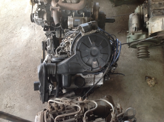 ขายเครื่องเก่าญี่ปุ่น3 สูบเบนซิลยี่ห้อ ซูซูกิ F6A 12 วาล์วพร้อมเกียร์ สภาพสวย ไม่มีใบอินวอยนะคับ