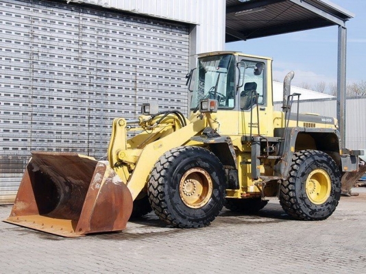 KOMATSU  WA 320-3H