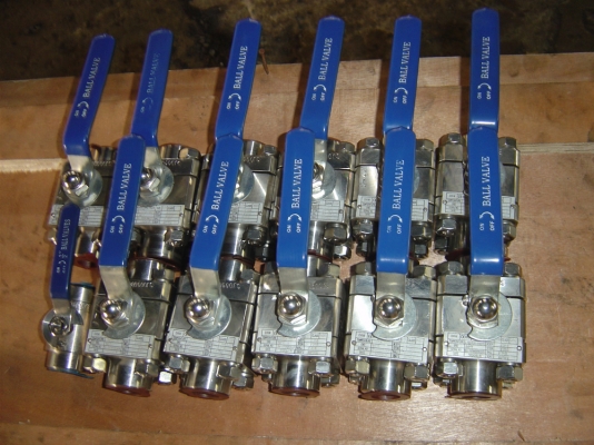 3pc high pressure forged ball valve(304) 3pc high pressure forged ball valve(304)