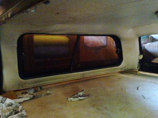 CARYBOY หลังคาวีโก้ 4 ประตู พร้อทเบาะภายในครบชุด แถมกระจกตัดวีโก้ครับ