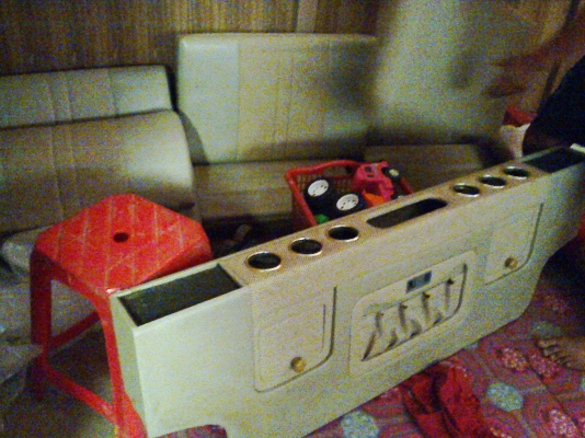 CARYBOY หลังคาวีโก้ 4 ประตู พร้อทเบาะภายในครบชุด แถมกระจกตัดวีโก้ครับ