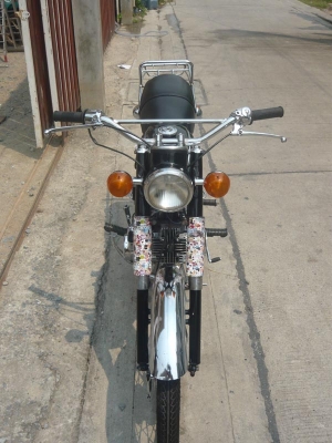 วุฒินนบุรี//ขาย YL2 สวยกริ๊บเครื่องดีมากๆแน่นๆไม่ลวมขับหล่อของชุบเยอะคับมีทะเบียนพร้อมโอน