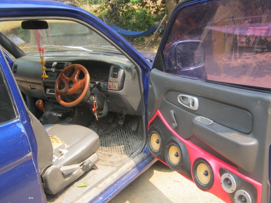 ขาย สตาด้า 2.5 แคป ปี96 เครืองเสียงชุดใหญ จัดเต็ม ขาย สตาด้า 2.5 แคป ปี96 เครืองเสียงชุดใหญ จัดเต็ม