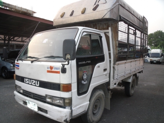 ขาย Isuzu NKR 4ล้อ หัวปี๊บ ไม่ติดเวลา ปี03. ขาย Isuzu NKR 4ล้อ หัวปี๊บ ไม่ติดเวลา ปี03.